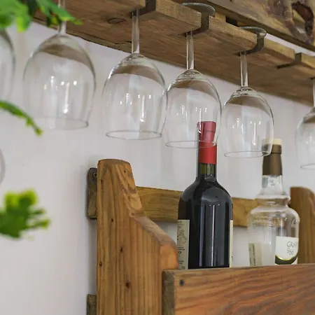 Ostello-albergo Dagli Elfi بيت شباب