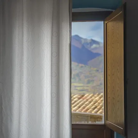 Ostello-albergo Dagli Elfi Albergue