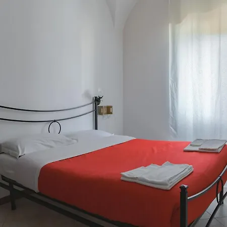 Ostello-albergo Dagli Elfi *