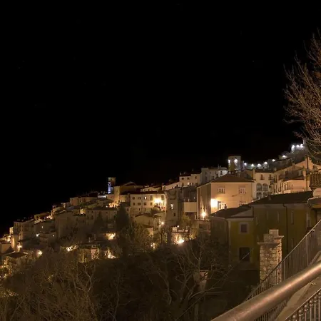 Ostello-albergo Dagli Elfi * باريا