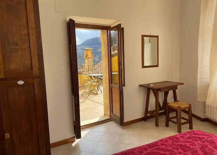 Hostel Ostello-albergo Dagli Elfi *