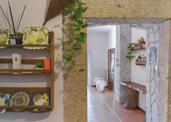 Hostel Ostello-albergo Dagli Elfi Barrea