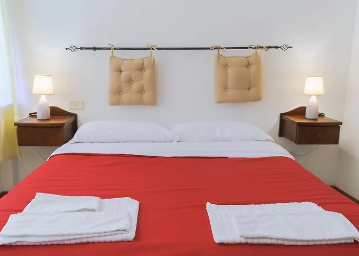 Ostello-albergo Dagli Elfi Hostel *