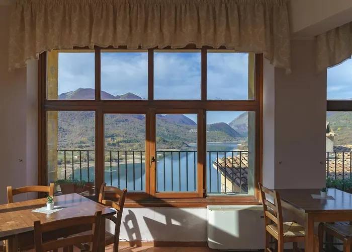 Hostel Ostello-albergo Dagli Elfi *