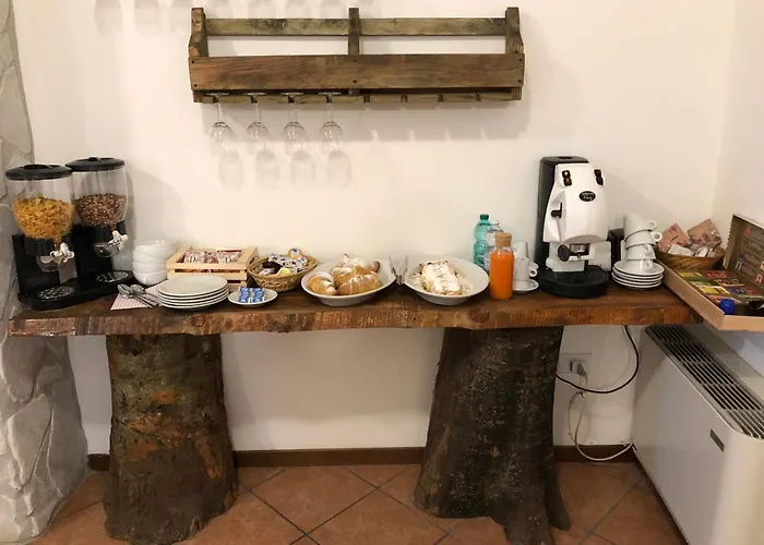 Hostel Ostello-albergo Dagli Elfi Barrea