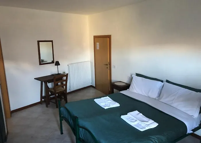 Ostello-albergo Dagli Elfi Hostel